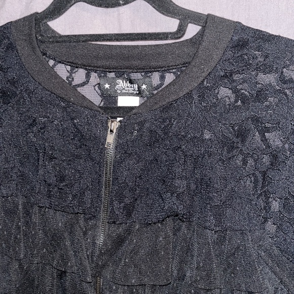 **REDUCED*** Abby Dawn Short Bolero Jacket lace zip up - Picture 2 of 6